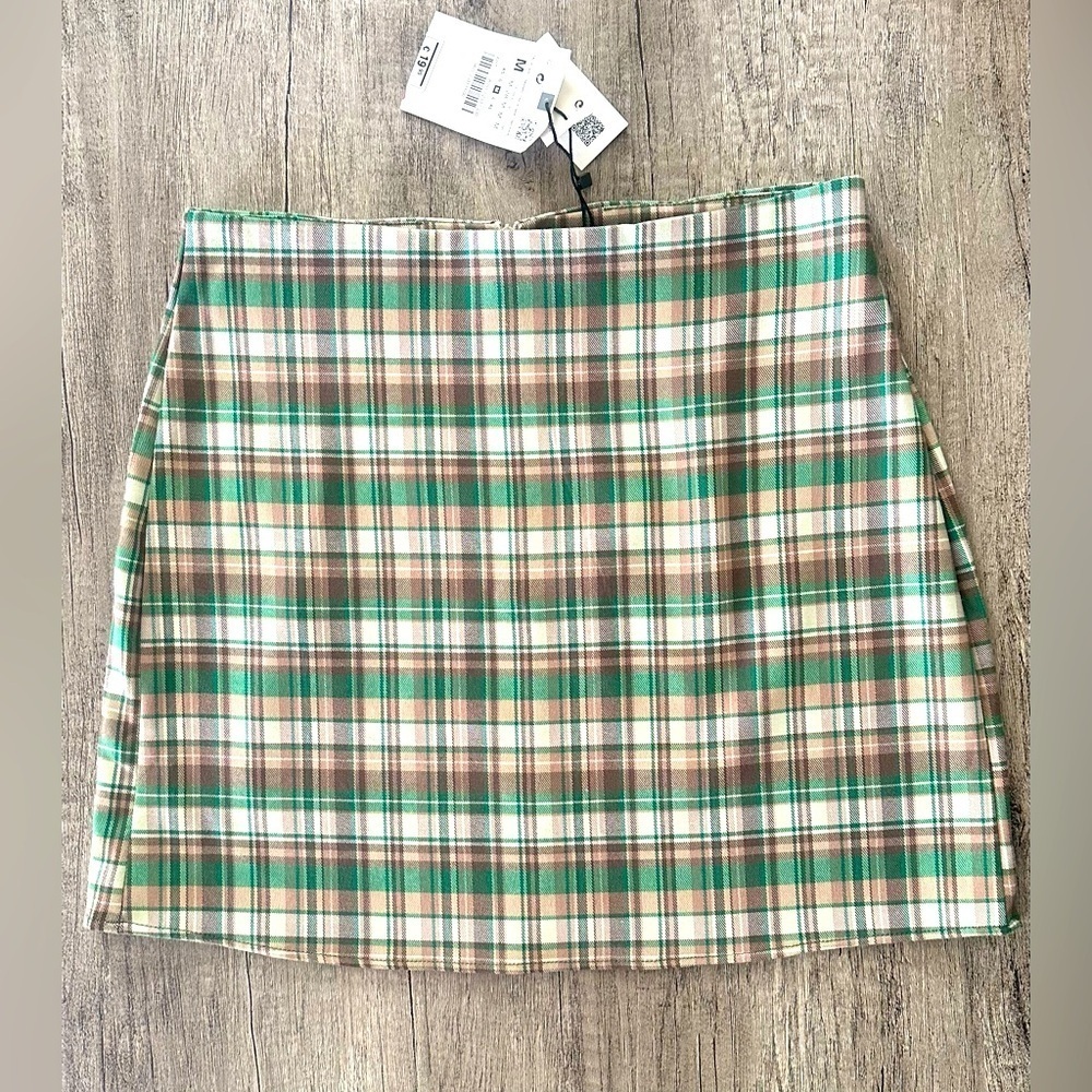 Zara Plaid Mini Skirt Size Medium